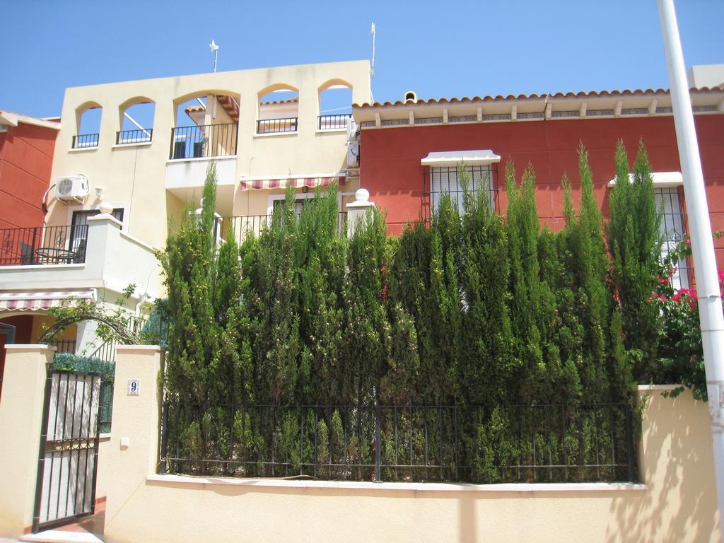 Bungalow Altos De La Bahia Torrevieja Ruang foto