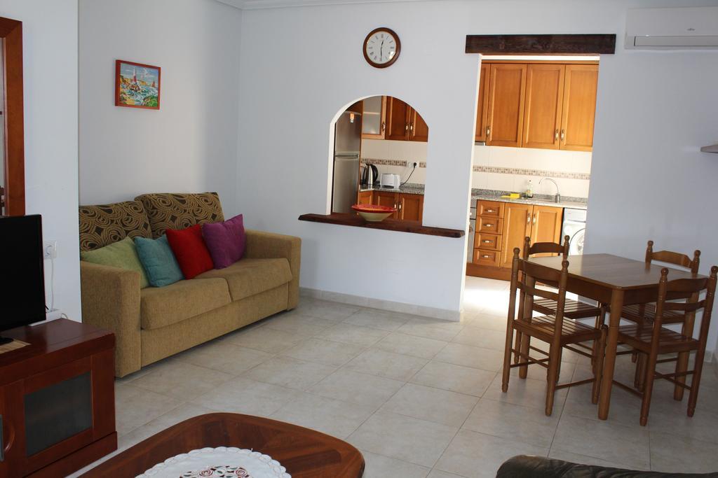 Bungalow Altos De La Bahia Torrevieja Bagian luar foto
